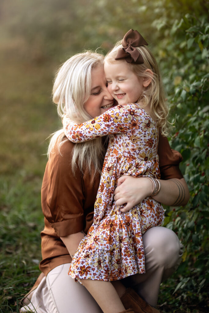 daughter hugging her mom